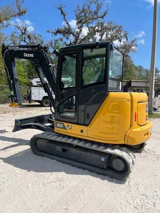 Image of John Deere 60P equipment image 3