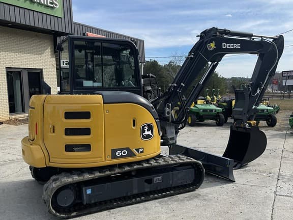 Image of John Deere 60P equipment image 2