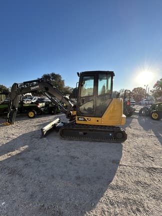 Image of John Deere 60P equipment image 2