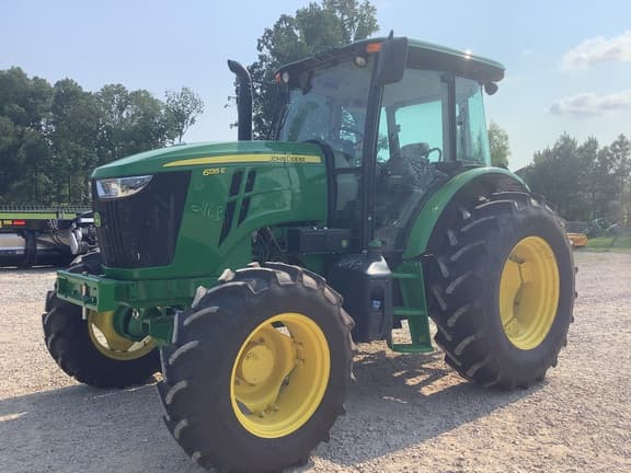 Image of John Deere 6135E Primary image