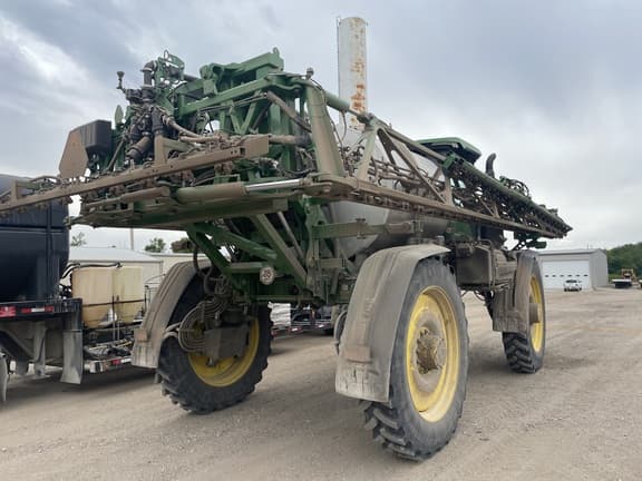 Image of John Deere 616R equipment image 4