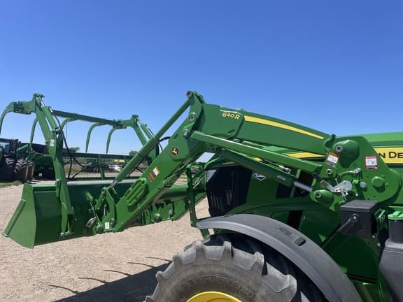 Image of John Deere 640R Primary image