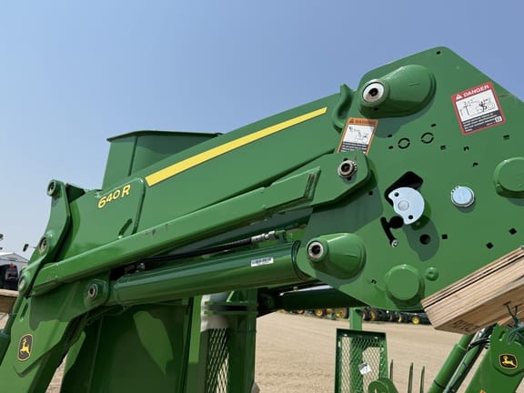 2026 John Deere 640R Equipment Image0