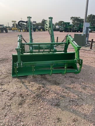 Image of John Deere 640R equipment image 1