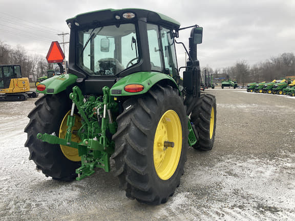 Image of John Deere 6M 125 equipment image 2