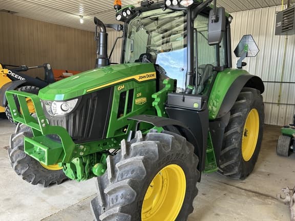 Image of John Deere 6M 125 equipment image 1