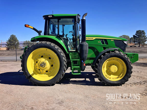 Image of John Deere 6M 155 equipment image 2