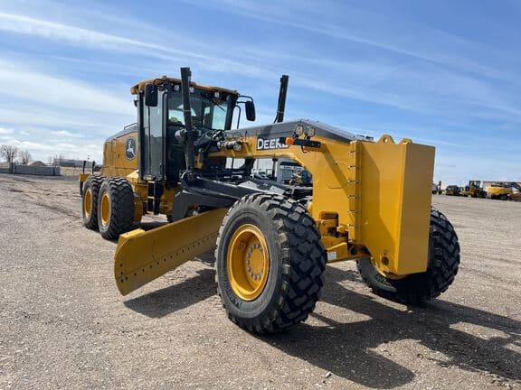 Image of John Deere 872P equipment image 2
