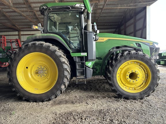 2026 John Deere 8R 310 Equipment Image0