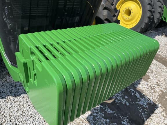 Image of John Deere 8R 340 equipment image 2