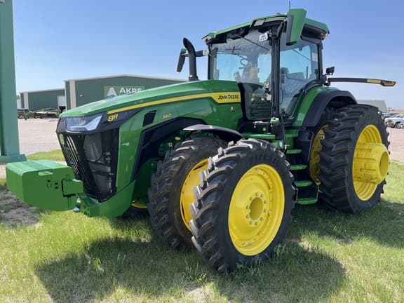 Image of John Deere 8R 340 Primary image