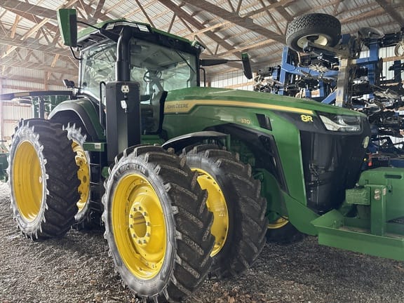 2026 John Deere 8R 370 Equipment Image0
