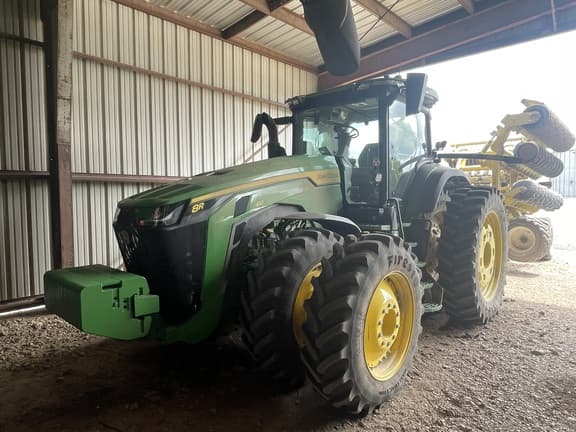 Image of John Deere 8R 410 Primary image