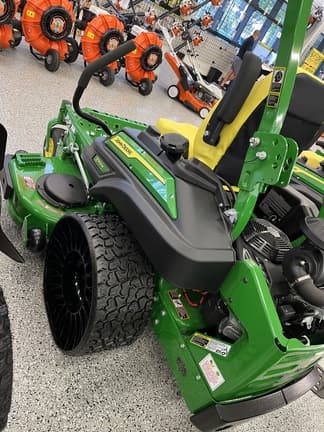 Image of John Deere Z955M equipment image 1