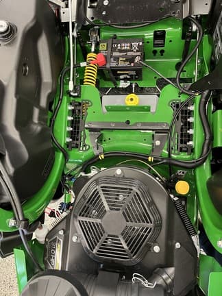 Image of John Deere Z960M equipment image 2