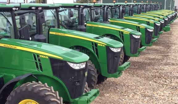 Image of John Deere CR8 equipment image 4