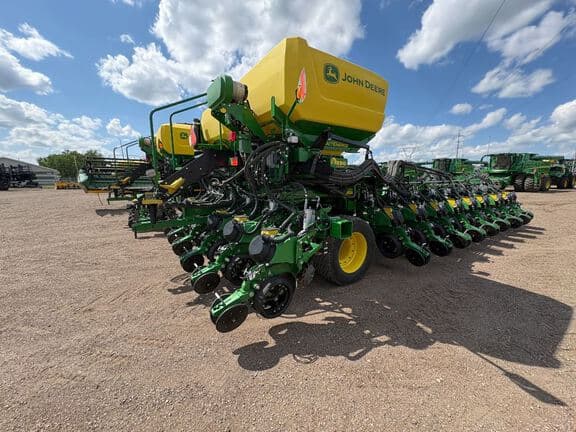 Image of John Deere DB60 equipment image 4