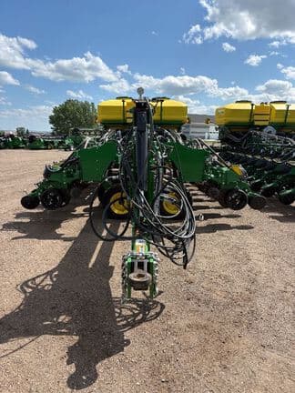 Image of John Deere DB60 equipment image 1