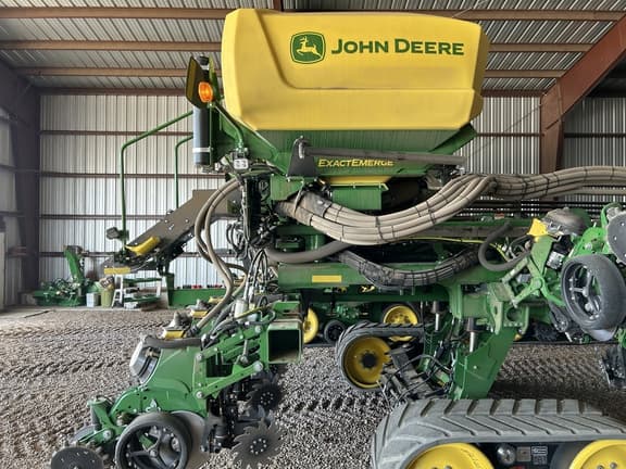 Image of John Deere DB80 equipment image 4