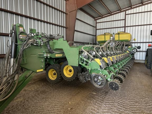 Image of John Deere DB80 equipment image 1