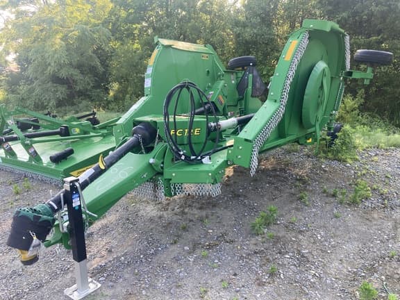 Image of John Deere FC12E Image 0