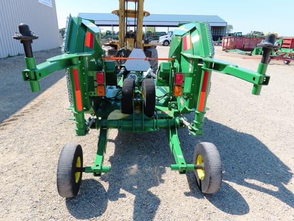 Image of John Deere FC12E equipment image 2