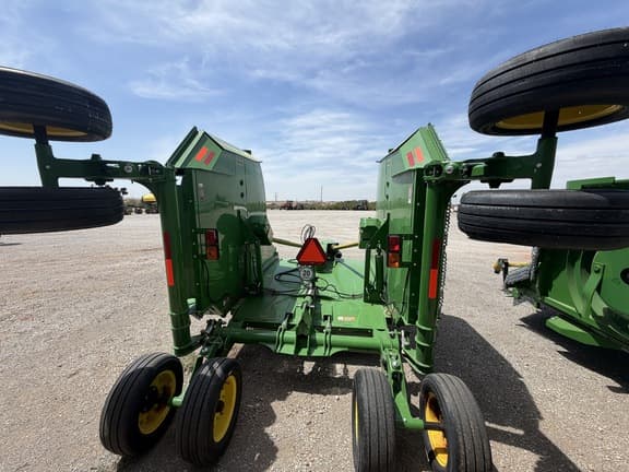 Image of John Deere FC20R equipment image 3