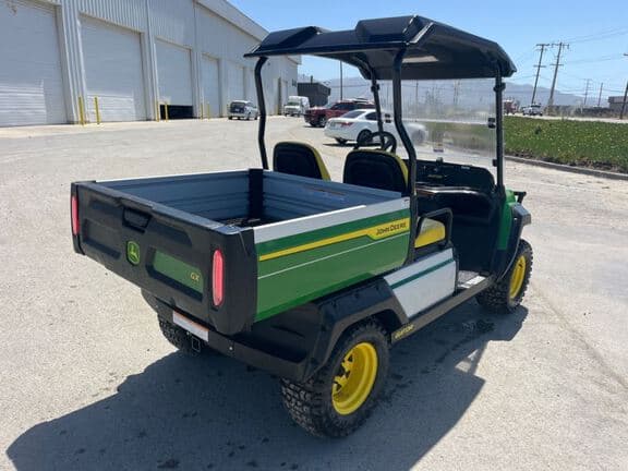 Image of John Deere GX Electric Gator equipment image 4