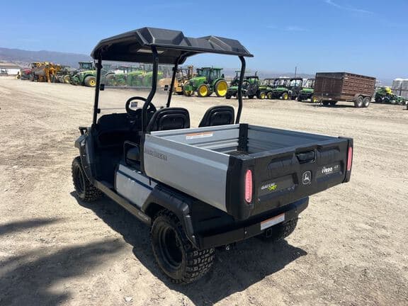 Image of John Deere GX Electric Gator Image 1