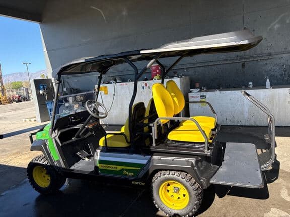 Image of John Deere GX Electric Gator equipment image 1