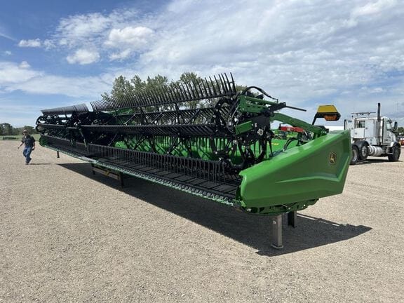 2026 John Deere HD45F Equipment Image0
