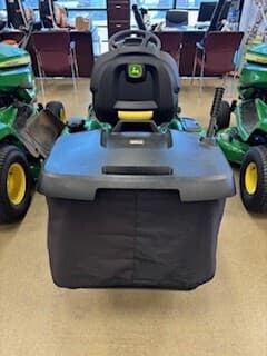 Image of John Deere X350R equipment image 3