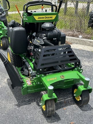 2026 John Deere Q810E Equipment Image0