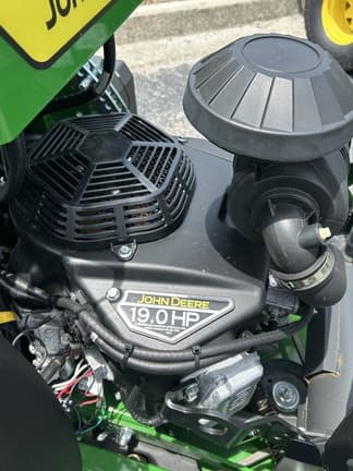 Image of John Deere Q810E equipment image 4