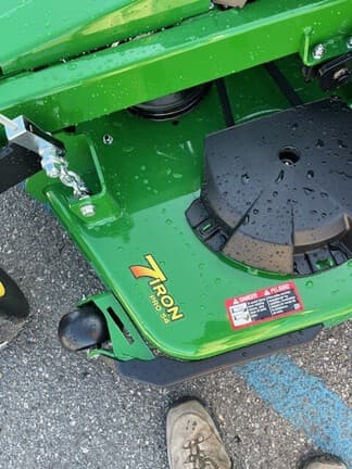 Image of John Deere Q810E equipment image 3