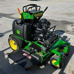 Image of John Deere Q810E equipment image 4