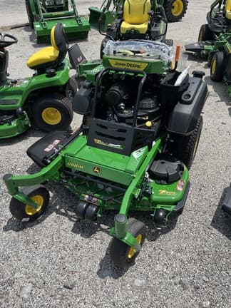 Image of John Deere Q820M equipment image 2