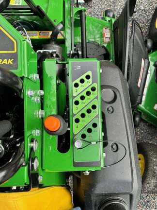 Image of John Deere Q850M equipment image 2