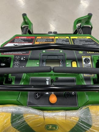 Image of John Deere Q850R equipment image 3