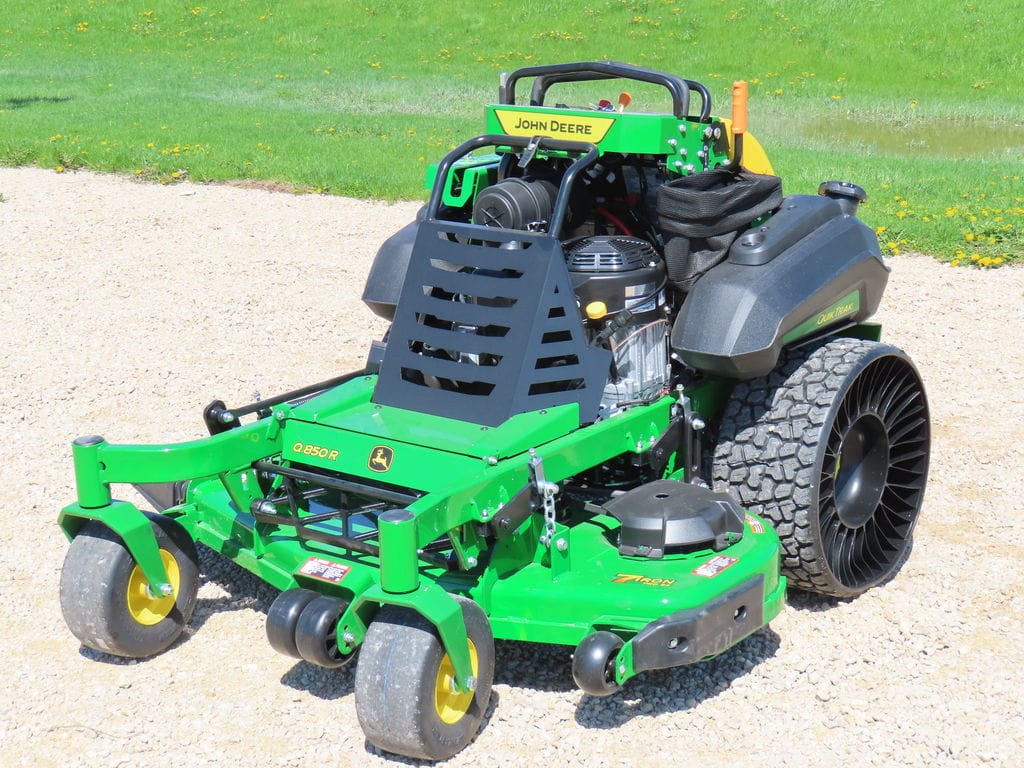 2026 John Deere Q850R Equipment Image0
