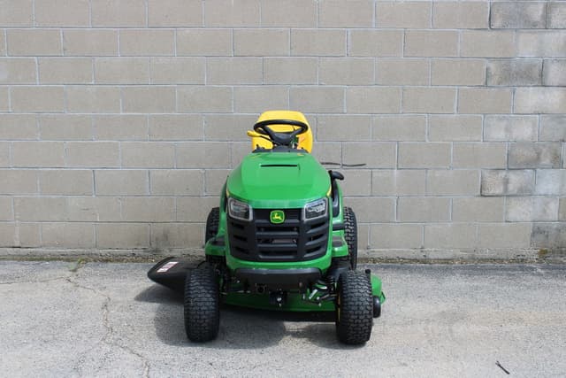 Image of John Deere S110 equipment image 2