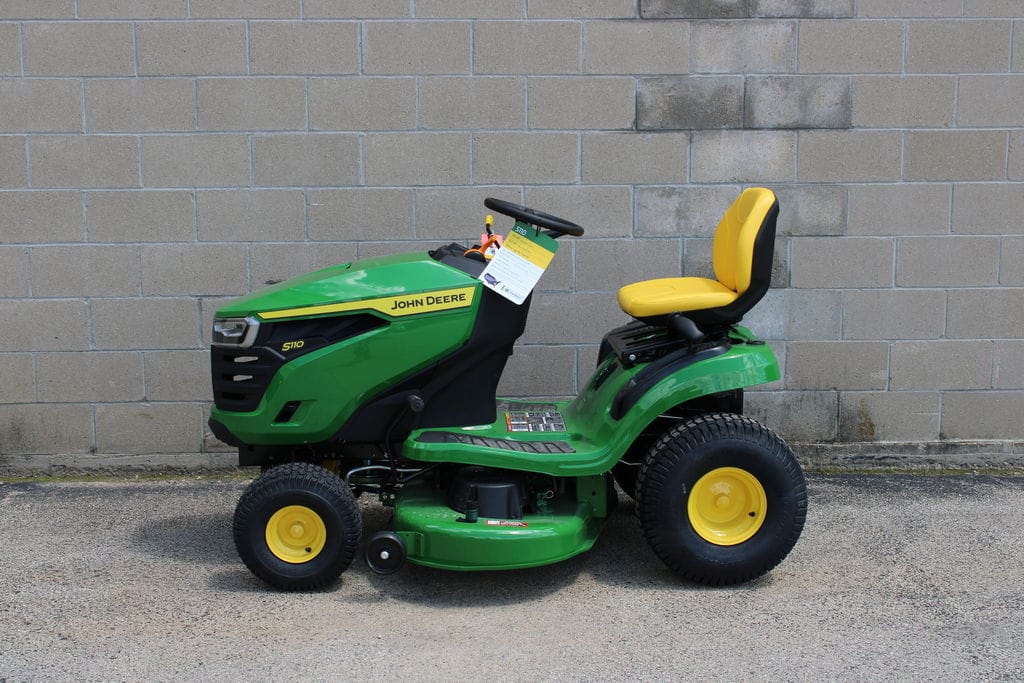 2026 John Deere S110 Equipment Image0
