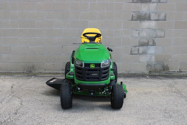 Image of John Deere S110 equipment image 2