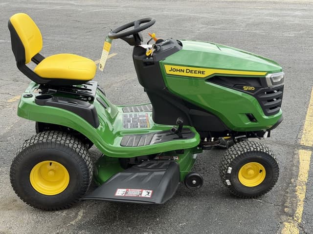 Image of John Deere S120 equipment image 4