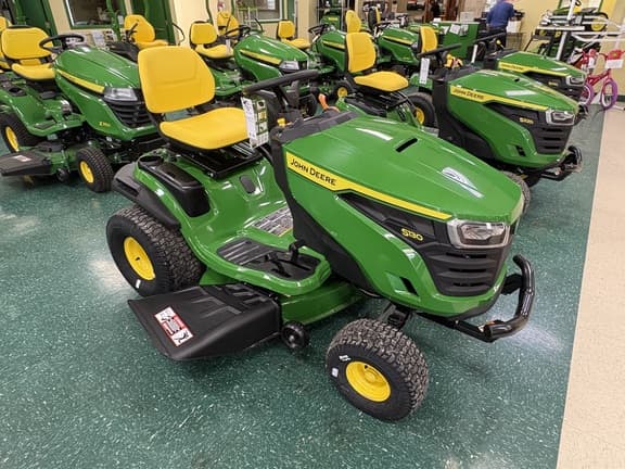 Image of John Deere S130 equipment image 1