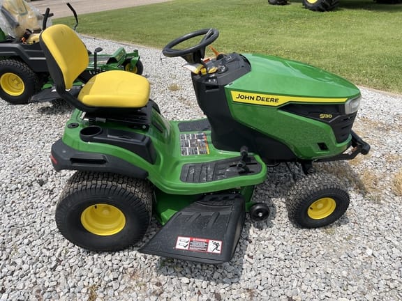 Main image John Deere S130