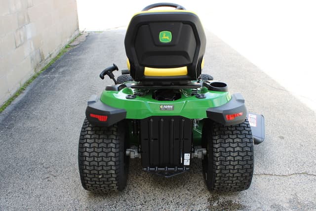Image of John Deere S130 equipment image 2
