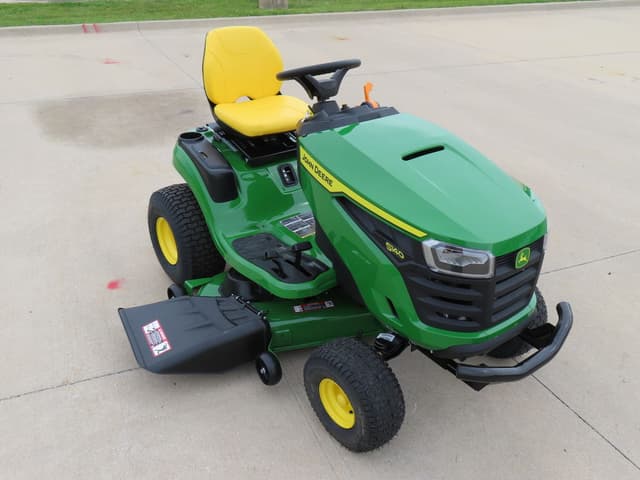 Image of John Deere S140 equipment image 2