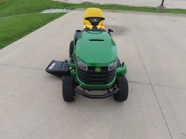 Image of John Deere S140 equipment image 1