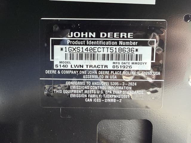 Image of John Deere S140 equipment image 4